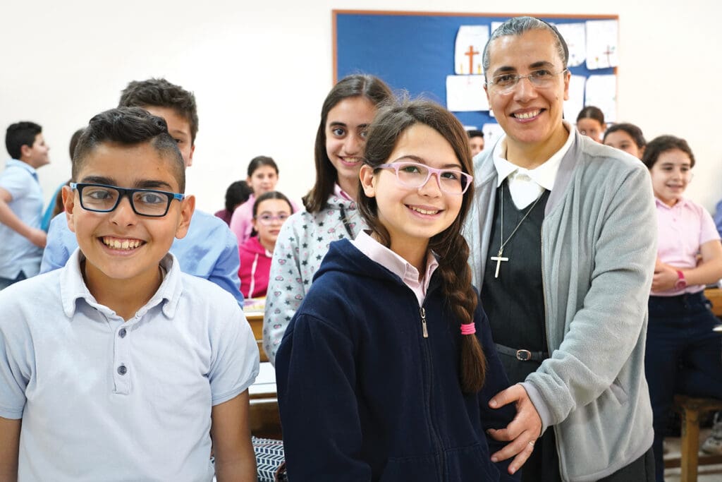 Al Riaya School - Happy students happy Sister - Sister Jihane Atallah, Head of Al Riayah School, Sisters of Charity of Besançon